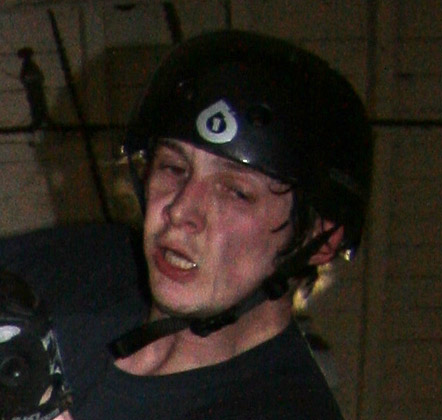 gurn2.jpg